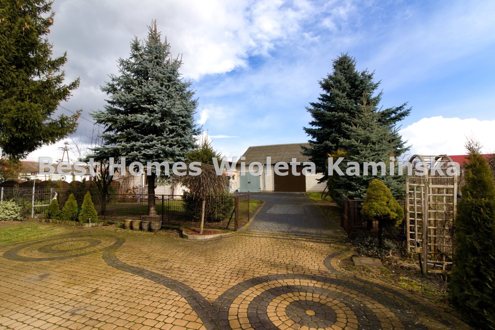 Dom na sprzedaż, 260m2, Józefów