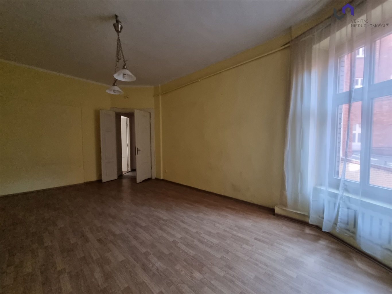 LOKAL W CENTRUM MIASTA. OBOK GALERII KATOWICKIEJ