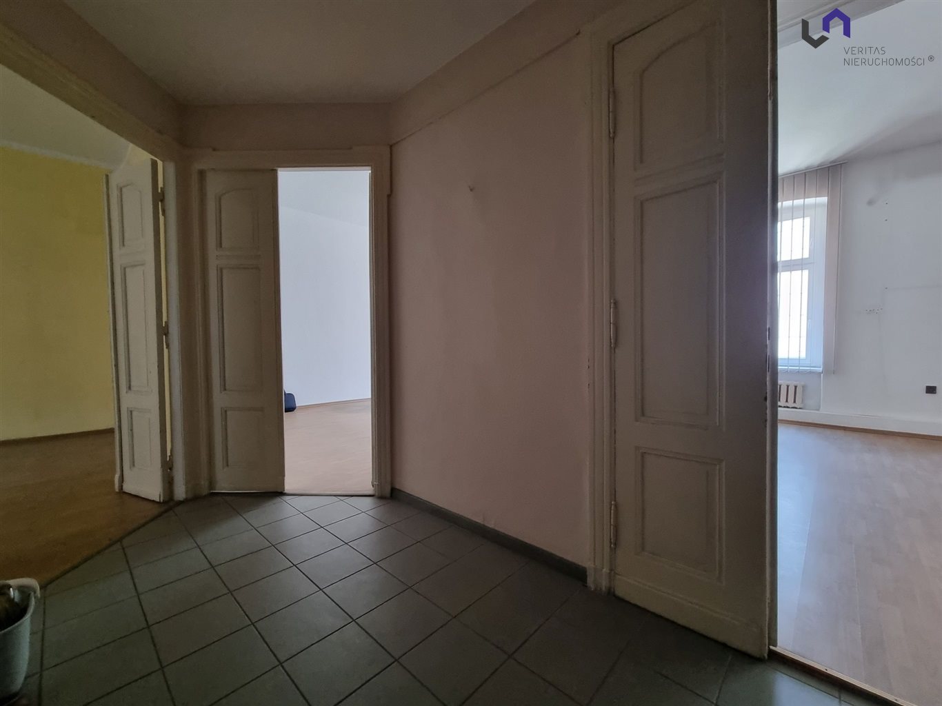 LOKAL W CENTRUM MIASTA. OBOK GALERII KATOWICKIEJ