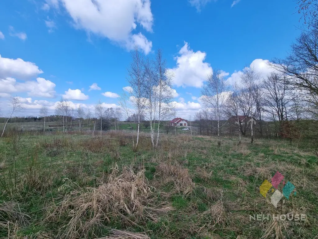 Działka w pobliżu jeziora z możliwością zabudowy