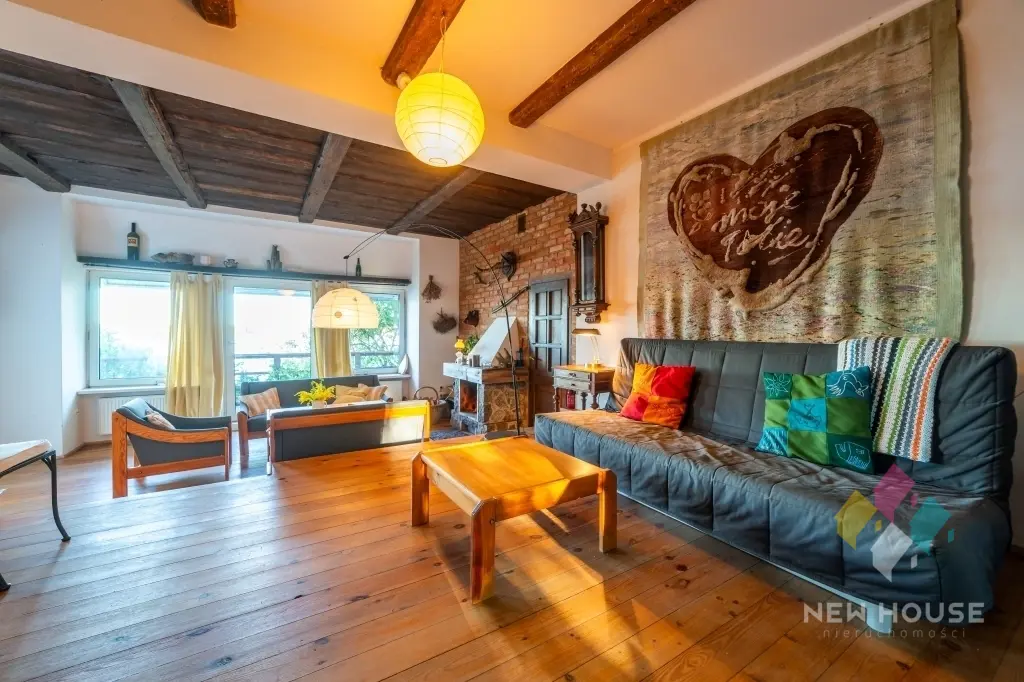 Stare Sady, dom z linią brzegową jeziora Tałty