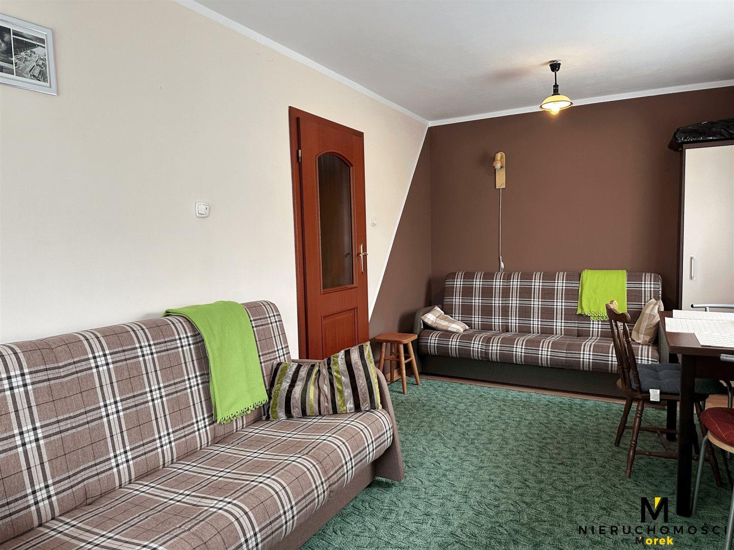 Małe mieszkanie z niskim czynszem.