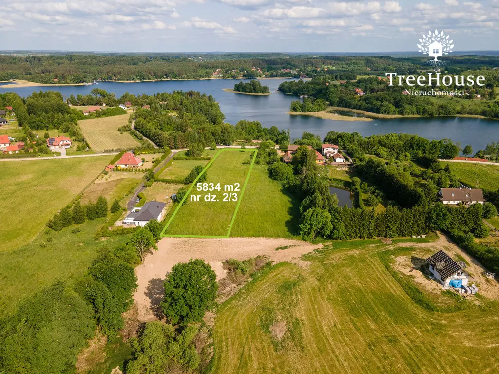 Działka nad Jeziorem Narie