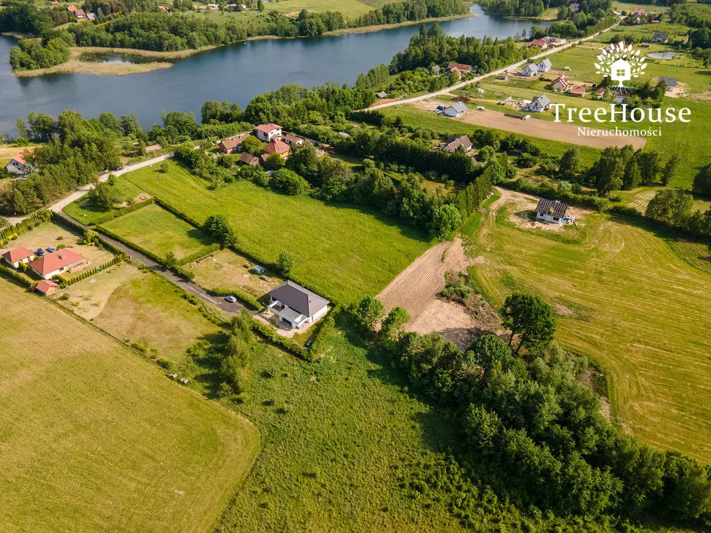 Działka nad Jeziorem Narie