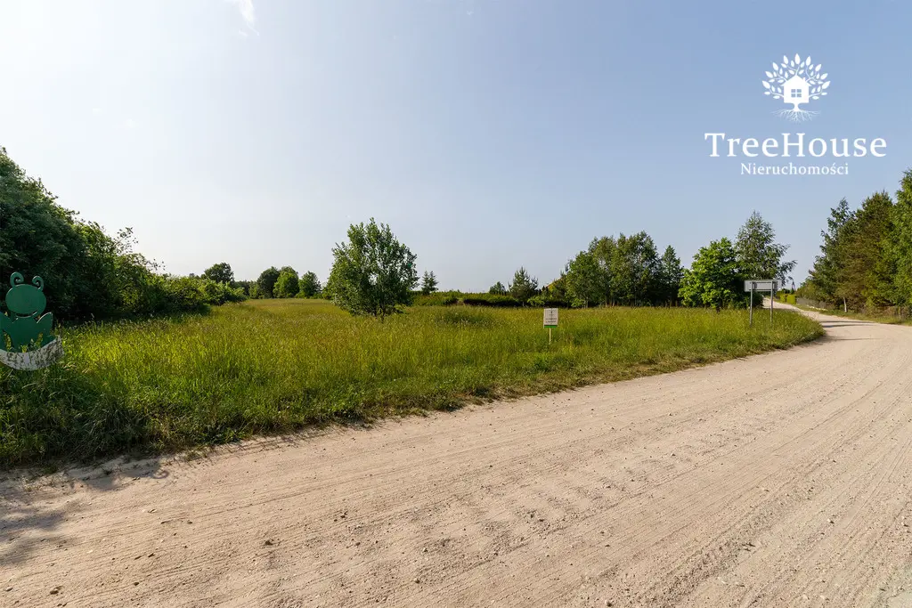 Działka nad Jeziorem Narie