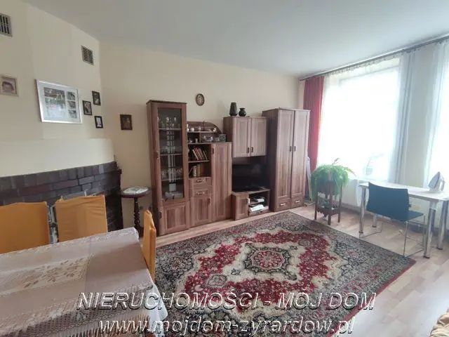 Ciekawa nieruchomość - dwa mieszkania.