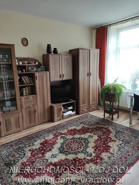 Ciekawa nieruchomość - dwa mieszkania.