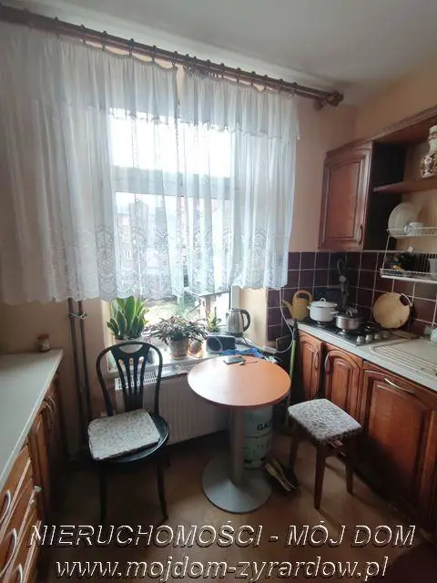 Ciekawa nieruchomość - dwa mieszkania.