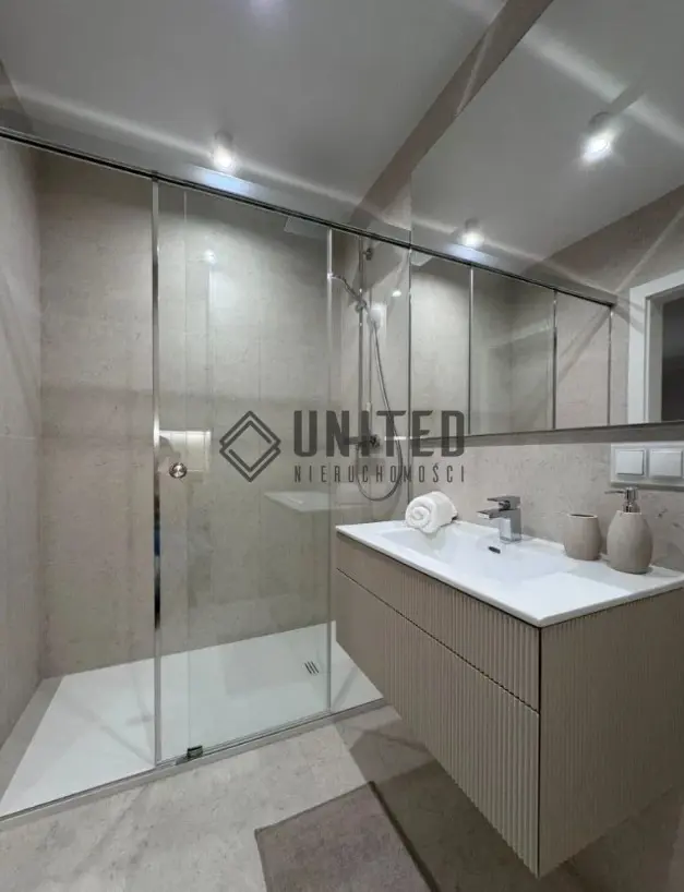 Okolice ul. Mieszczańskiej Nowe2023/Garaż/LUX