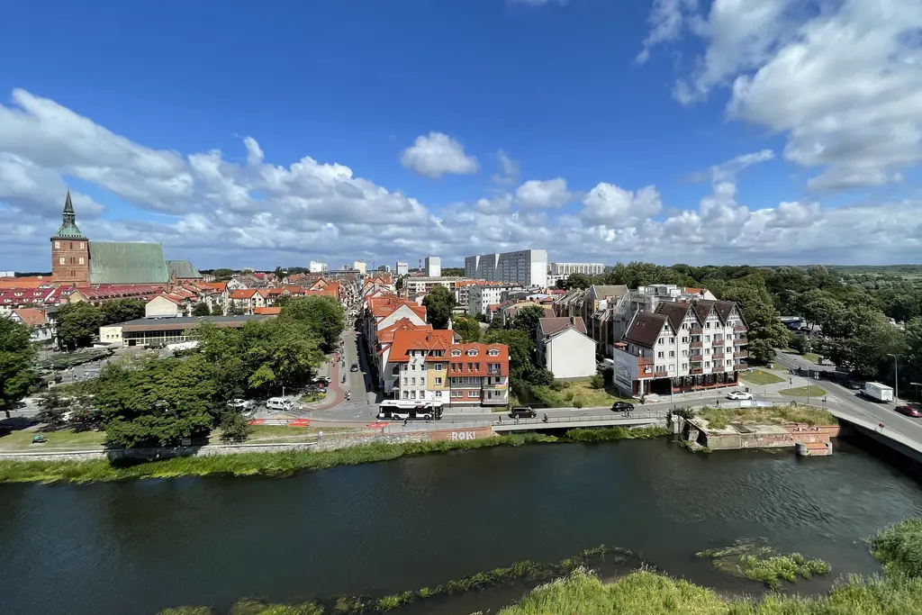 Mieszkanie 3-pokojowe w kamienicy w centrum