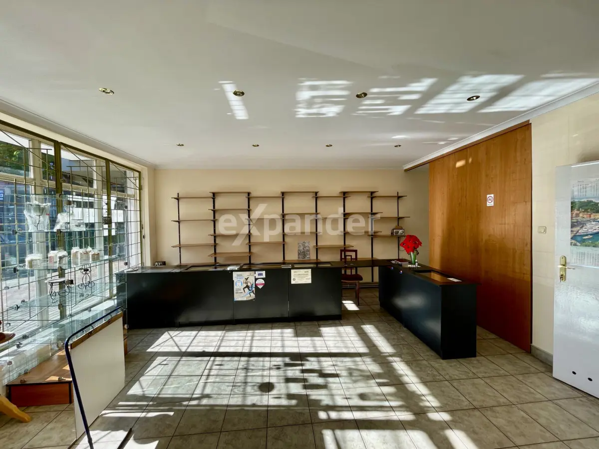 Lokal usługowo/handlowy z grotą solną- Centrum