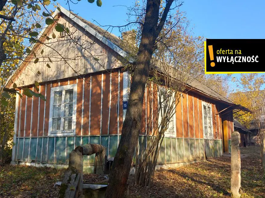 Dom z bala drewnianego na wsi Malkowice