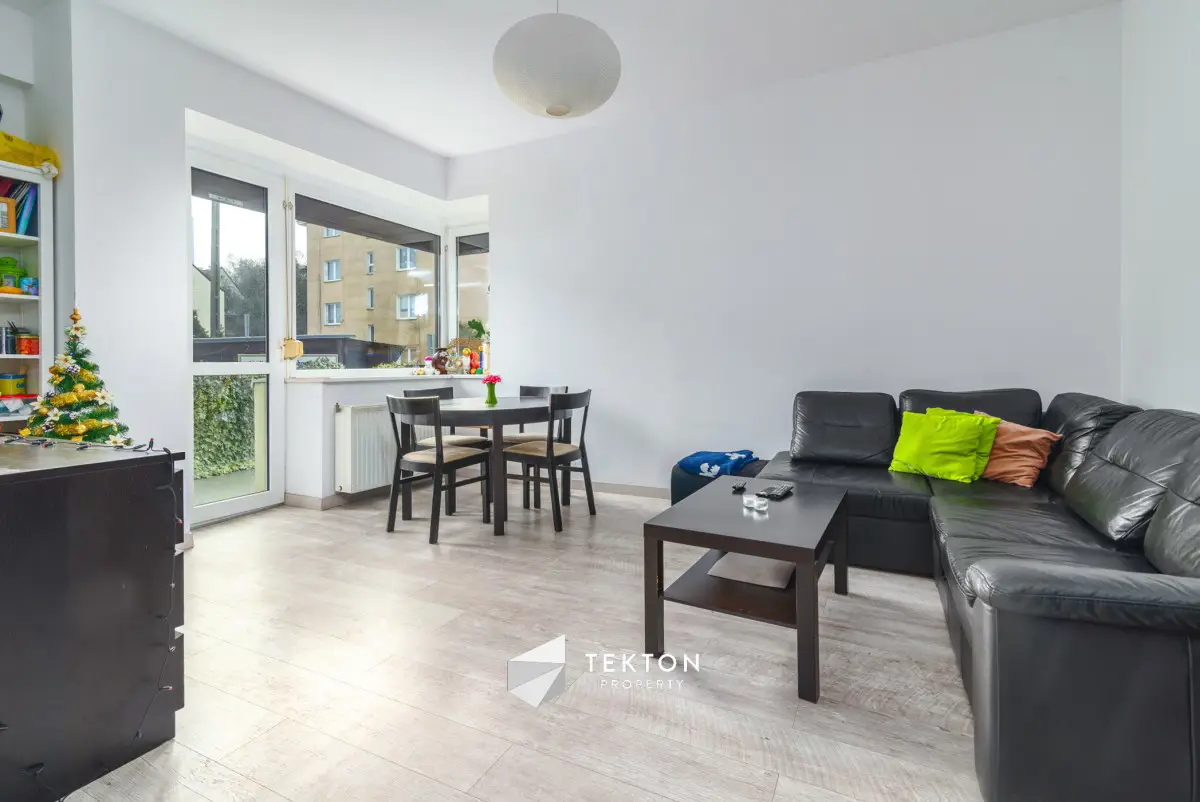 61 m2 z tarasem i ogrodem 41m2 strych po remoncie