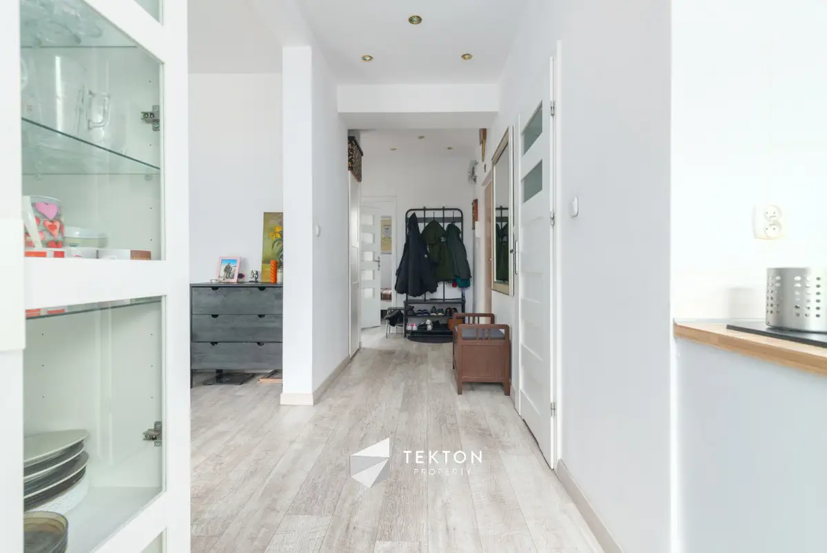 61 m2 z tarasem i ogrodem 41m2 strych po remoncie