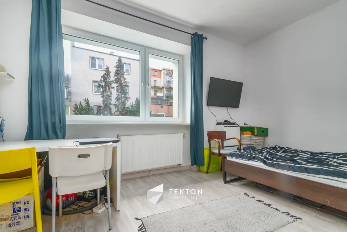 61 m2 z tarasem i ogrodem 41m2 strych po remoncie