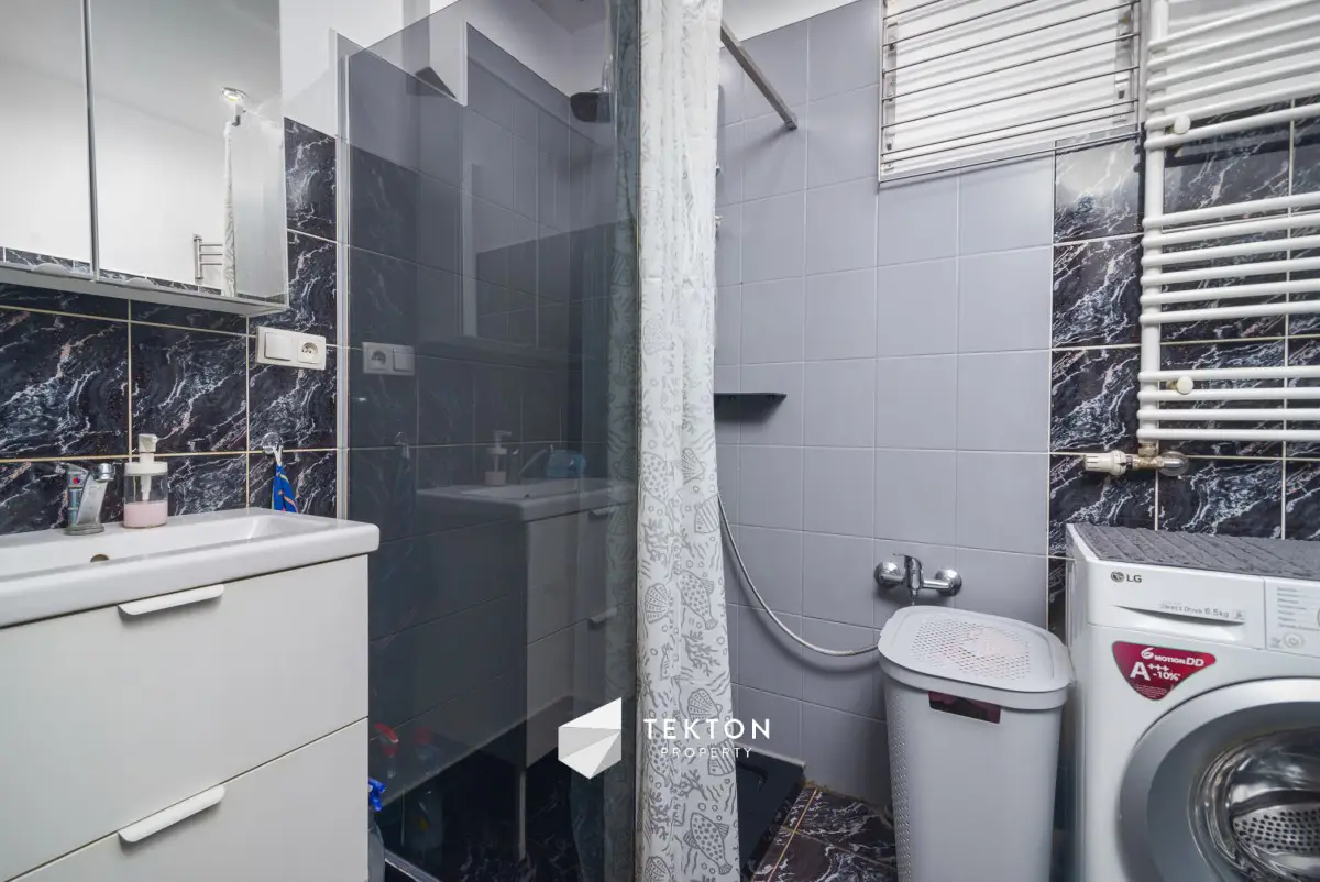 61 m2 z tarasem i ogrodem 41m2 strych po remoncie