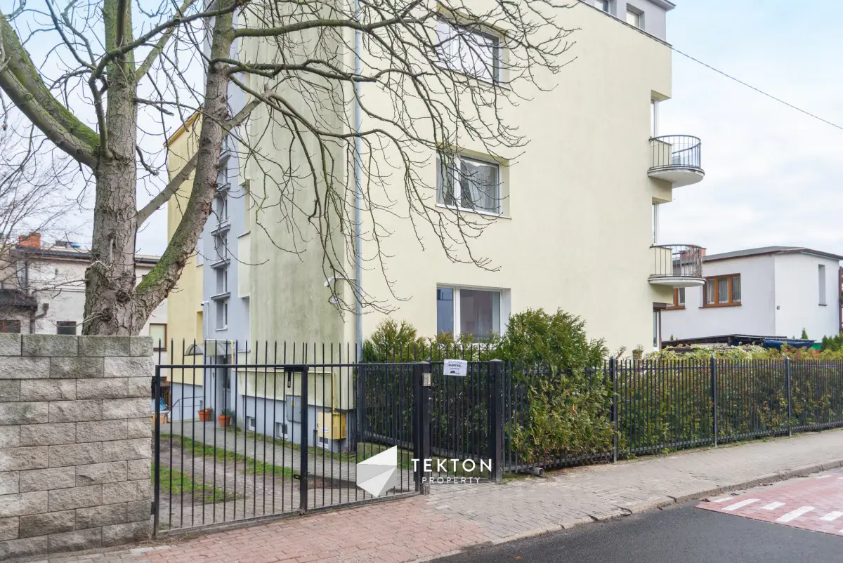 61 m2 z tarasem i ogrodem 41m2 strych po remoncie