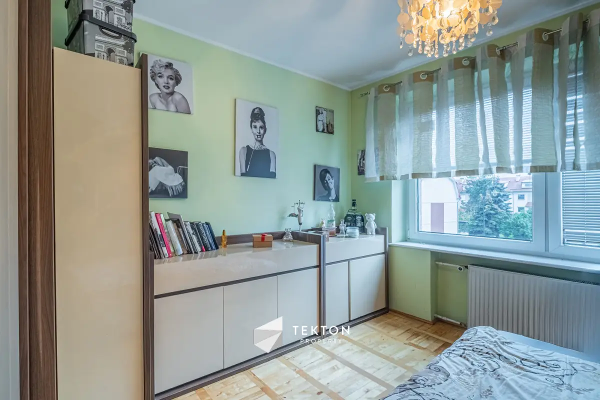 Elegancki Dom z bilardownią w atrakcyjnej okolicy