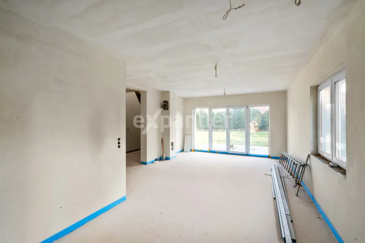 Uroczy dom w cichej okolicy-Bogdaszowice