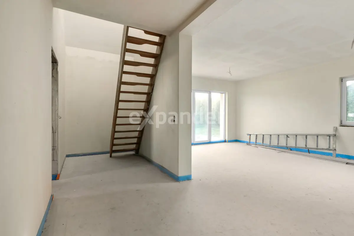 Uroczy dom w cichej okolicy-Bogdaszowice