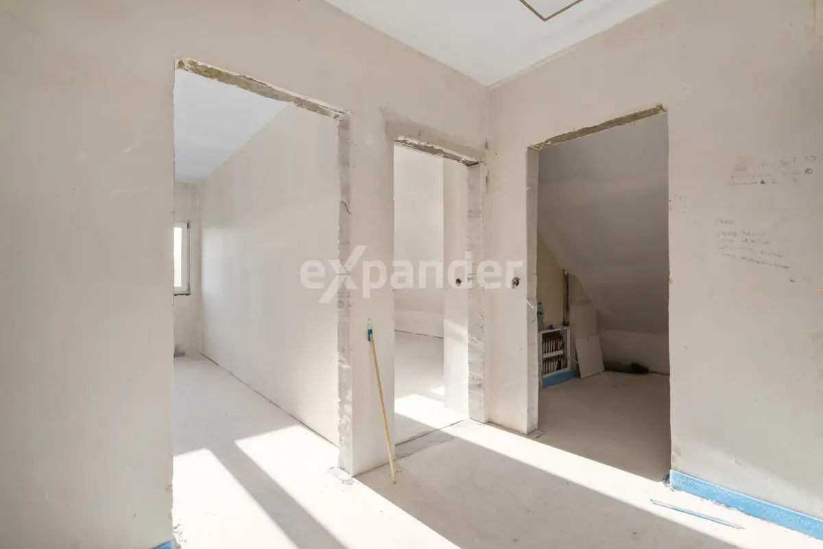 Uroczy dom w cichej okolicy-Bogdaszowice