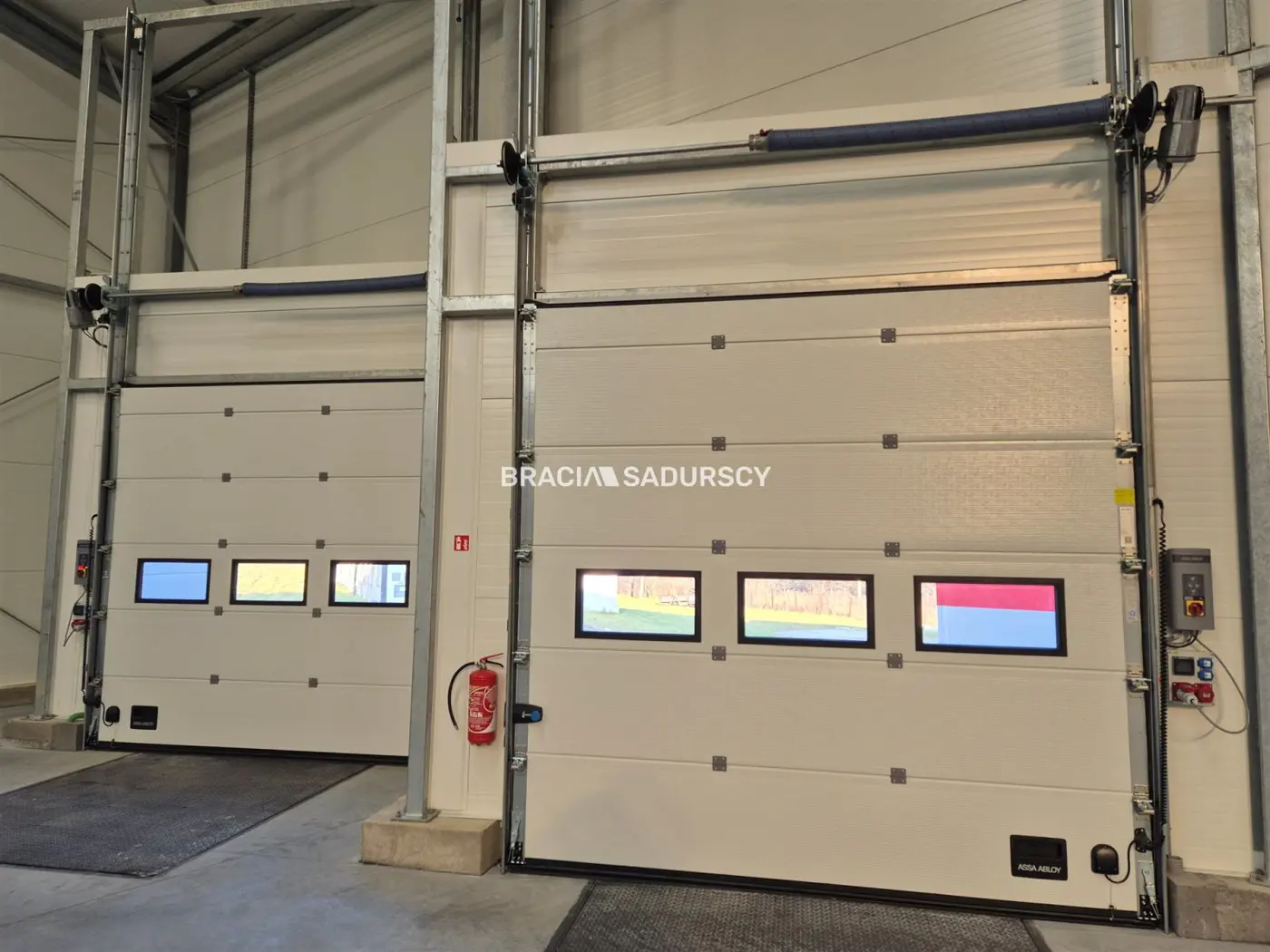 Hala/magazyn koło Skawiny