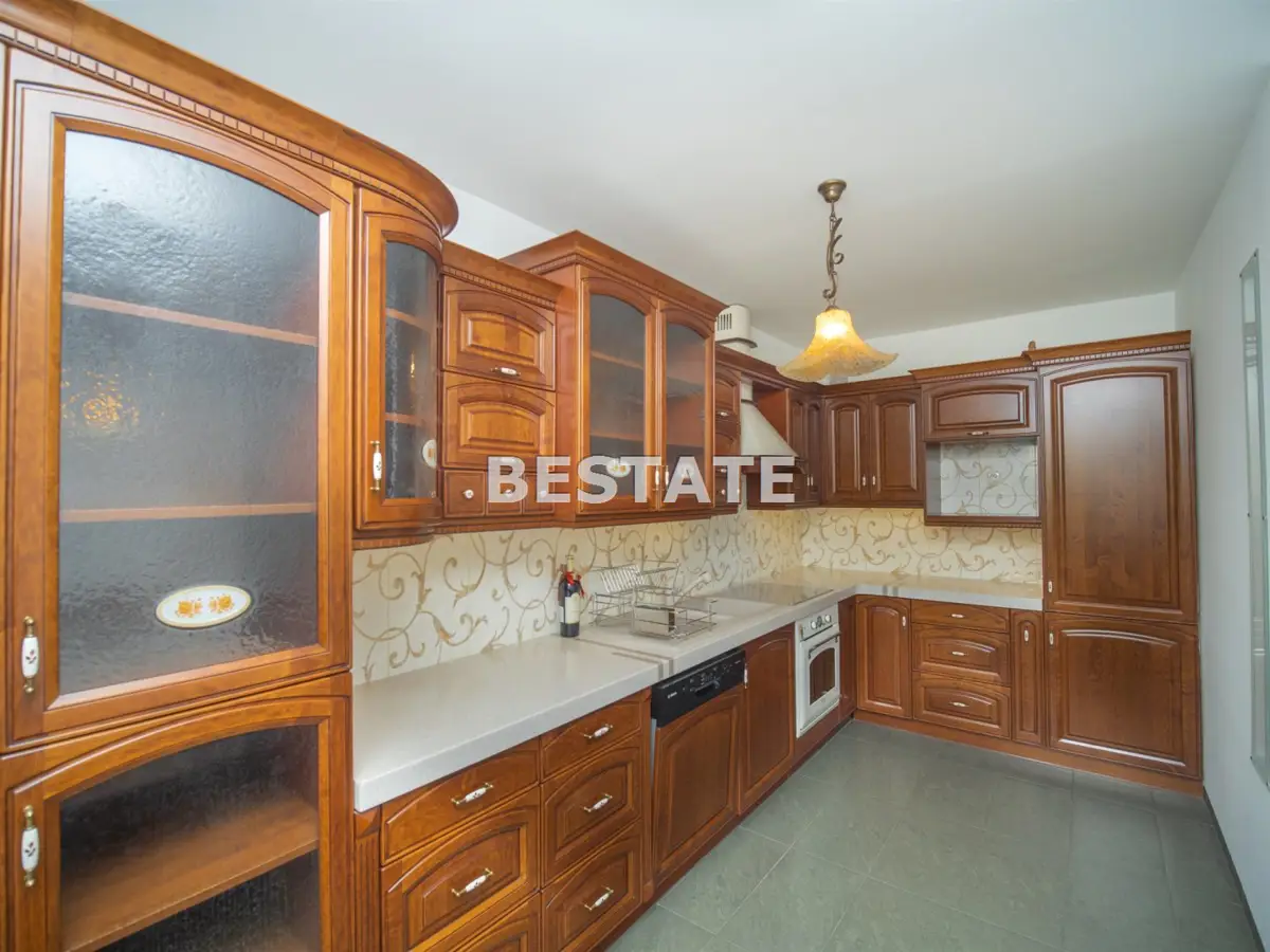 Gorlice, 153 m2, 16 ar