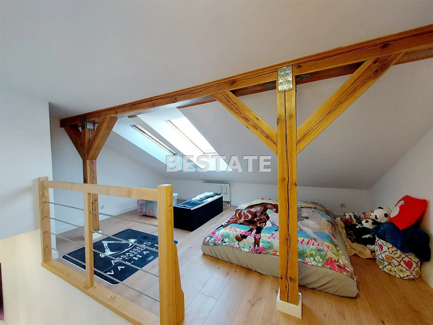 Dwupoziomowe,gotowe do zamieszkania,m.postojowe