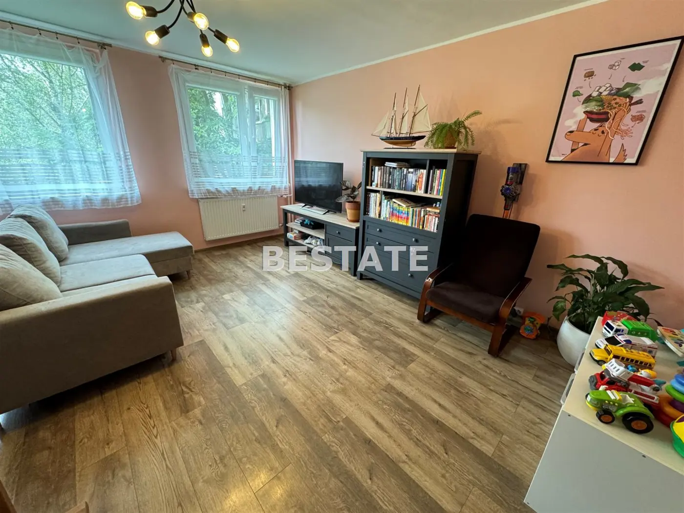 M3 do zamieszkania, 1 piętro, Zakrzów