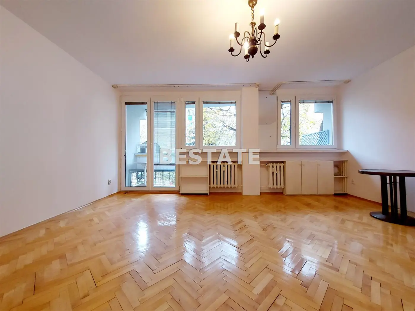 56m2, możliwe 3 pokoje,piwnica, Legnicka/Popowicka