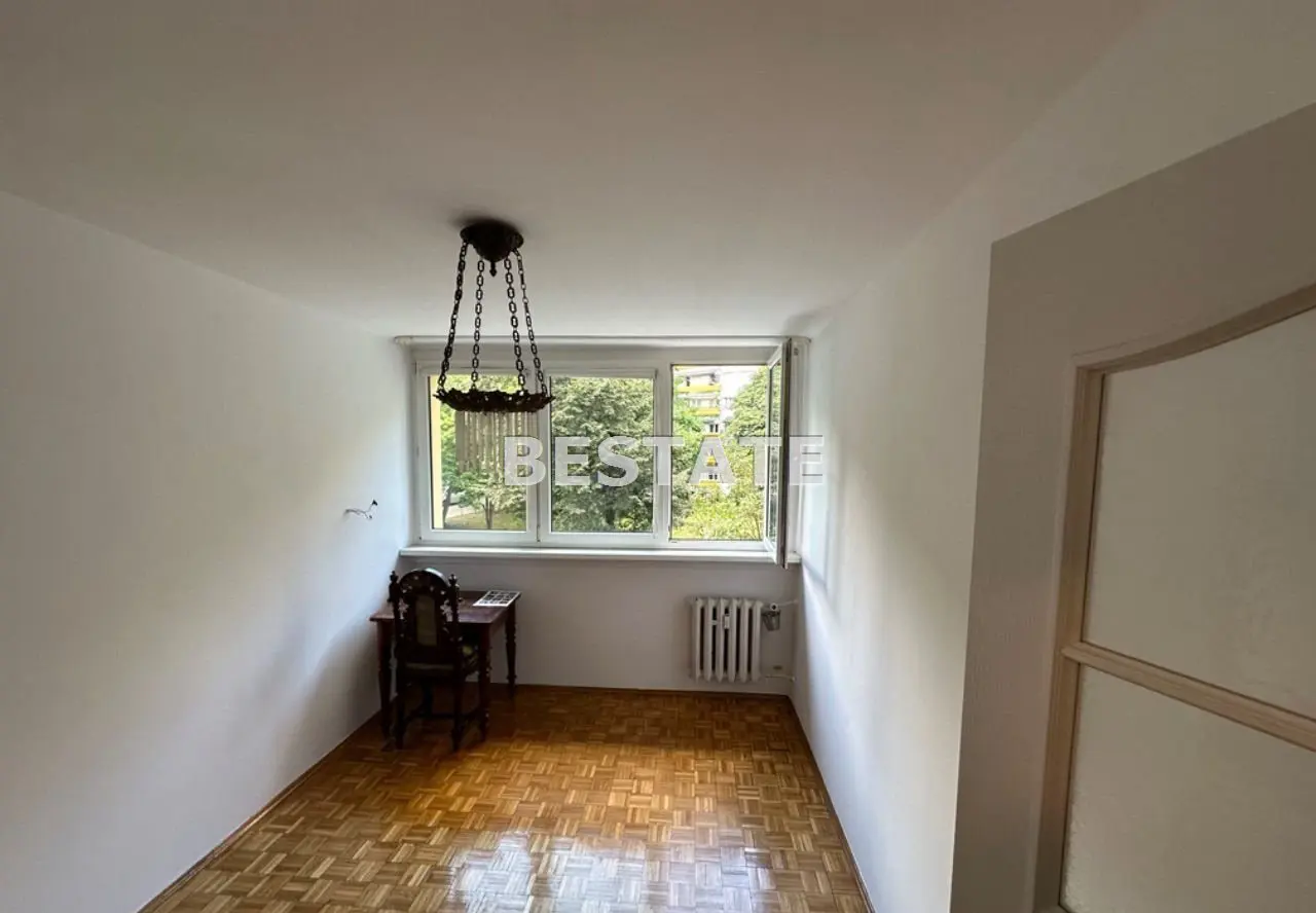 56m2, możliwe 3 pokoje,piwnica, Legnicka/Popowicka