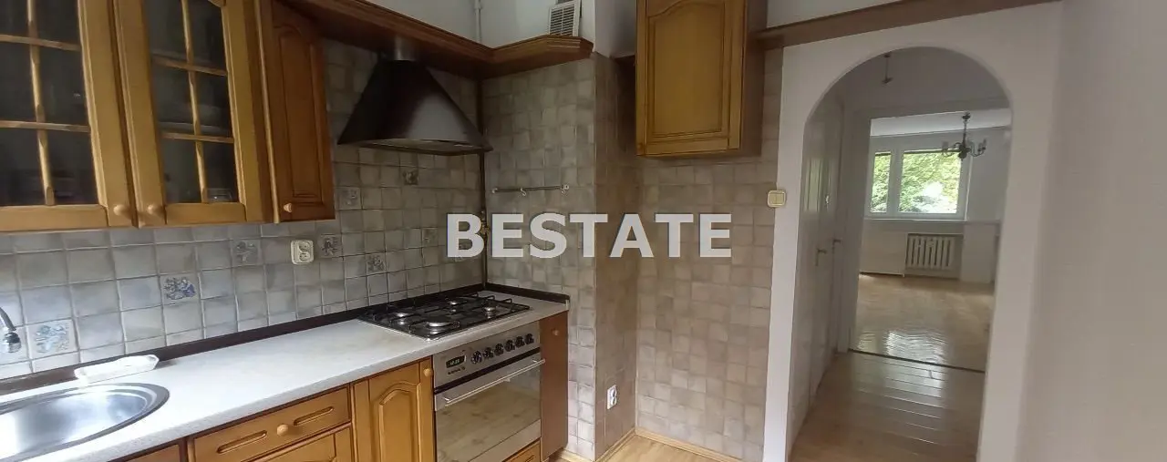 56m2, możliwe 3 pokoje,piwnica, Legnicka/Popowicka