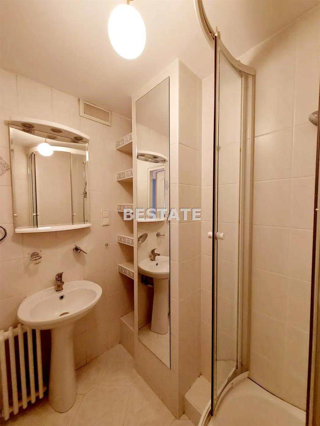 56m2, możliwe 3 pokoje,piwnica, Legnicka/Popowicka