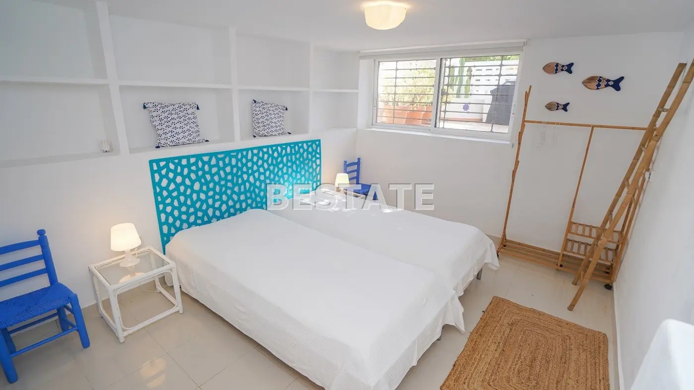 Mały domek z basenem, Alicante, Hiszpania