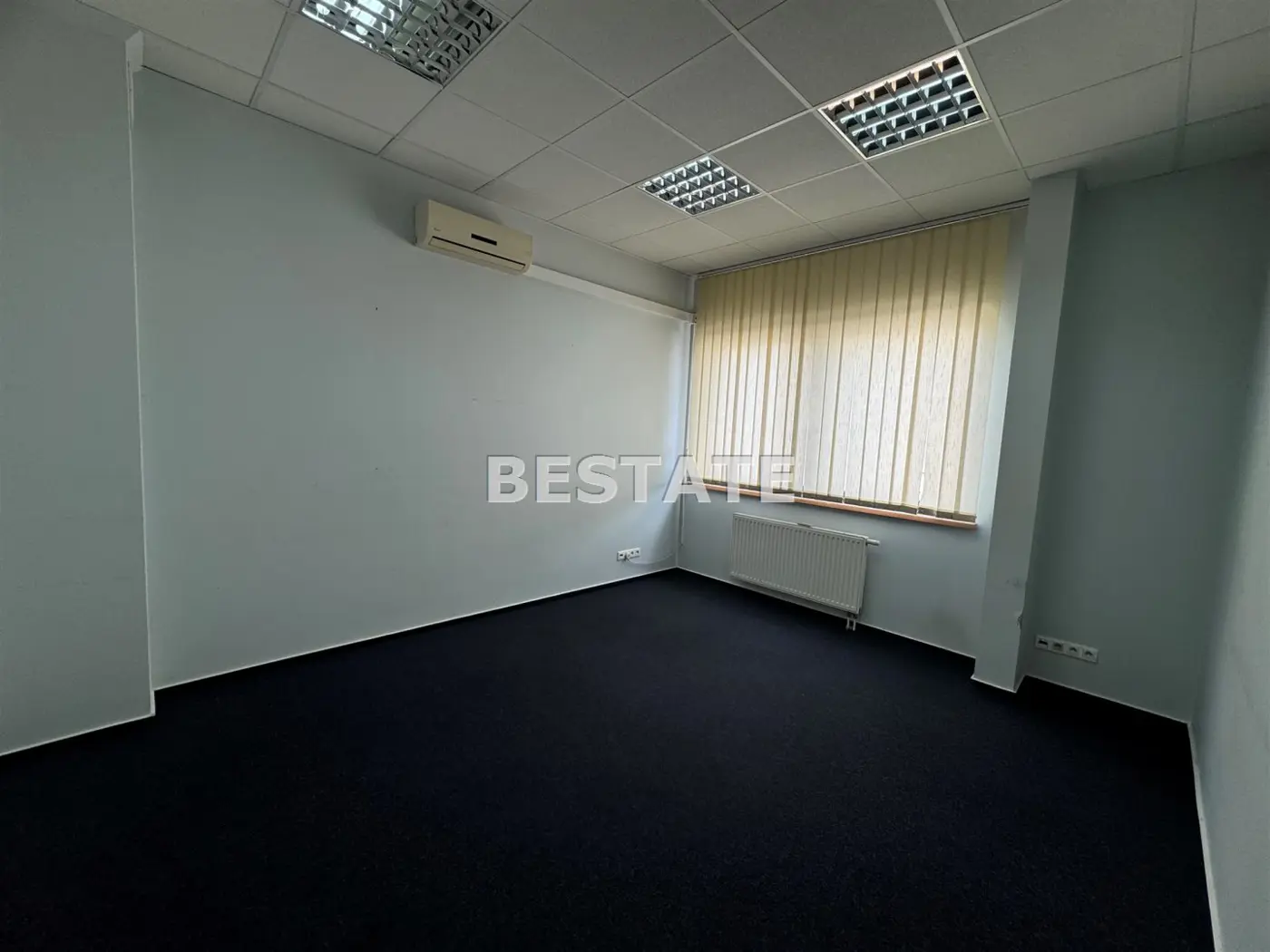 Hala pod usługi - biuro, 260 m.kw