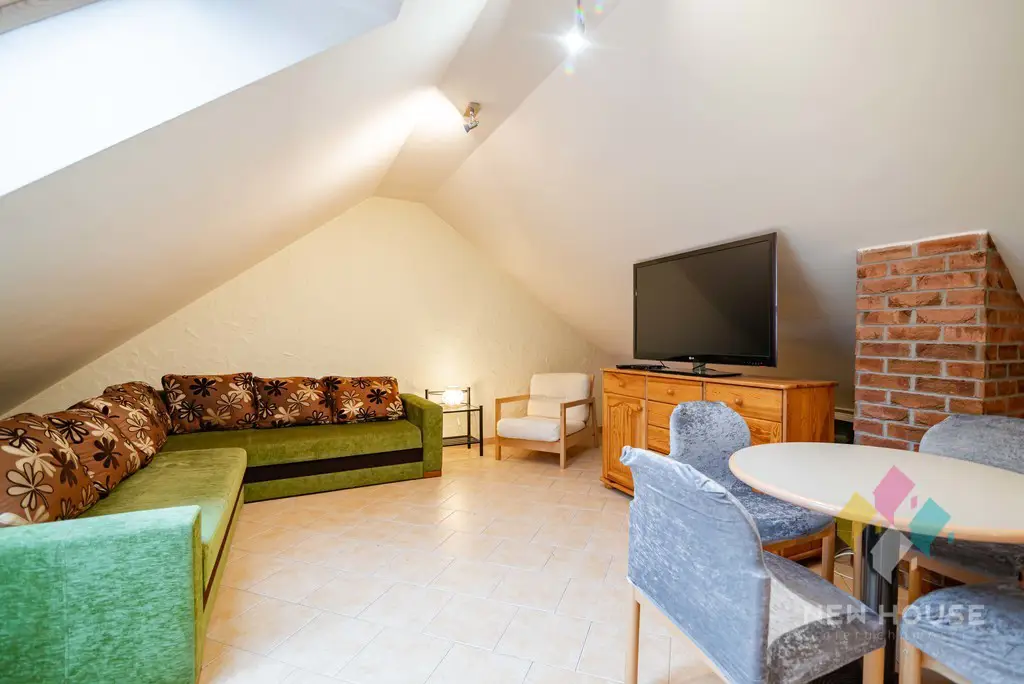 Kołatek, apartament nad jez. Pluszne