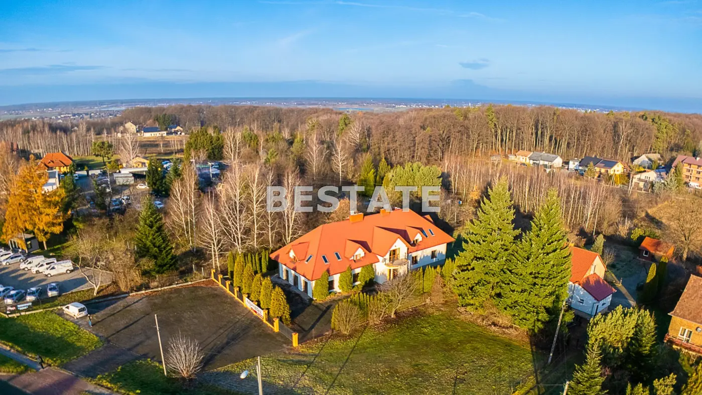 Budynek użytkowy 611,41m2 w Zgłobicach