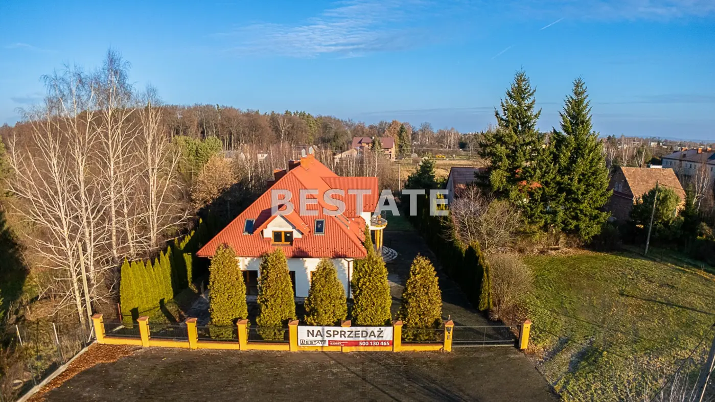 Budynek użytkowy 611,41m2 w Zgłobicach