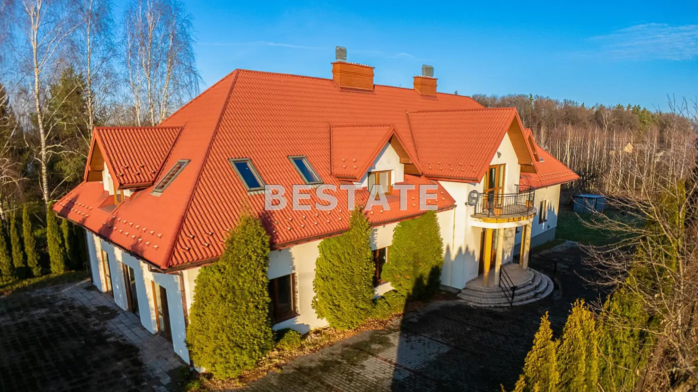 Budynek użytkowy 611,41m2 w Zgłobicach