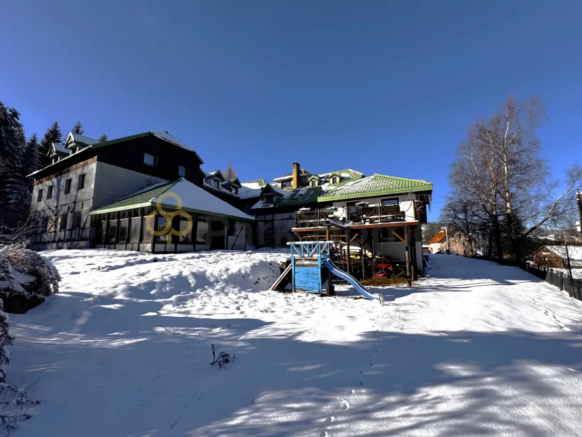 Nieruchomość inwestycyjna w sercu Zieleńca