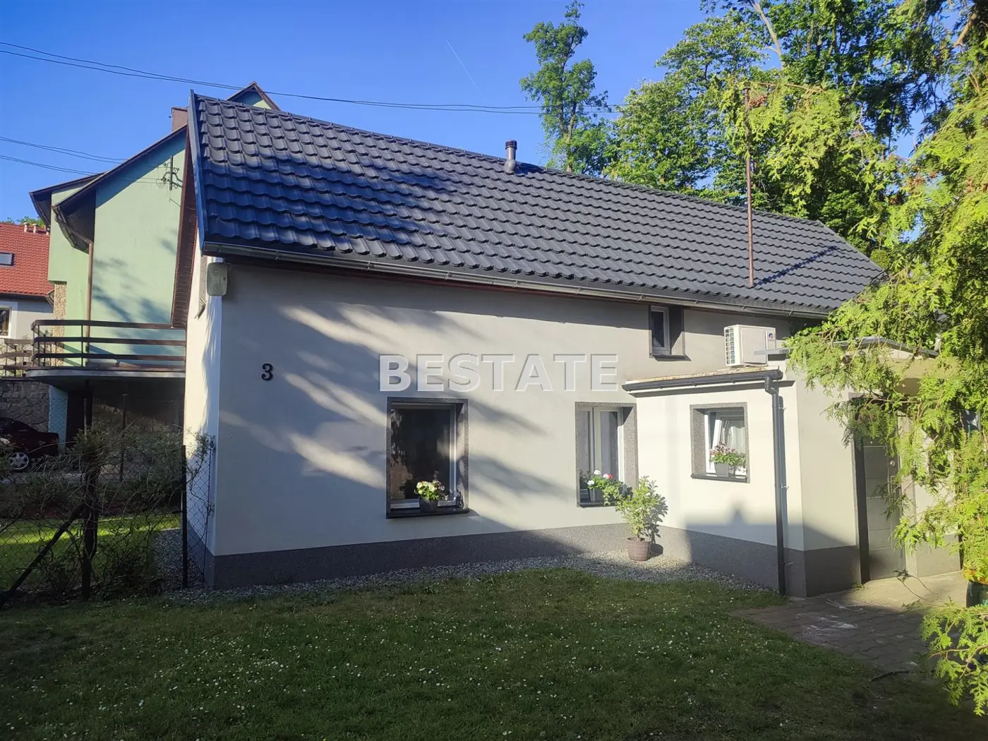 Wolnostojący, wyremontowany dom w centrum Obornik