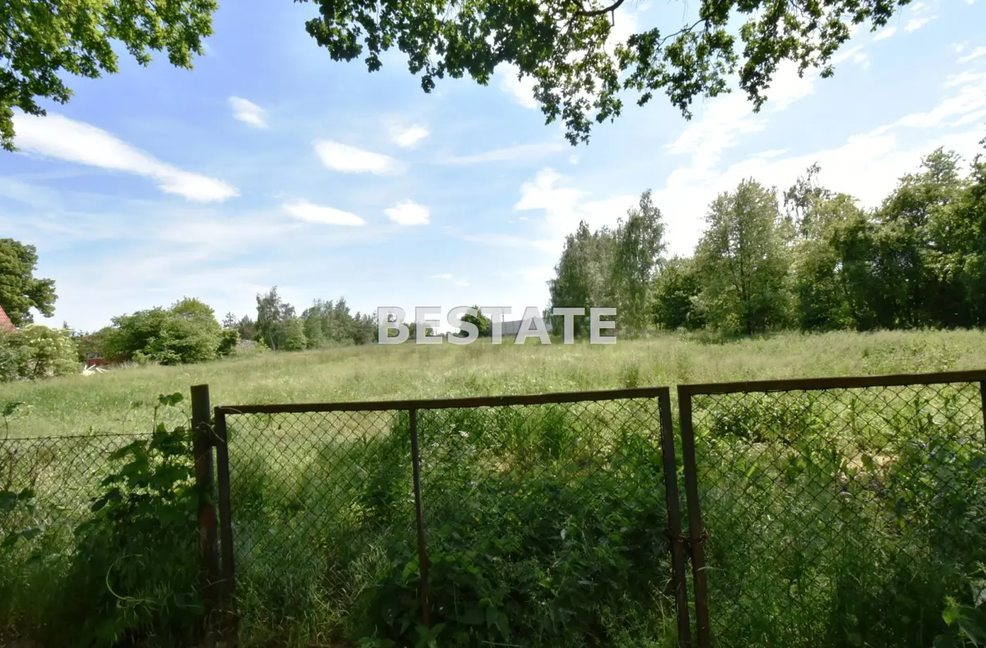 Pod zabudowę bliźniaczą lub szeregową.