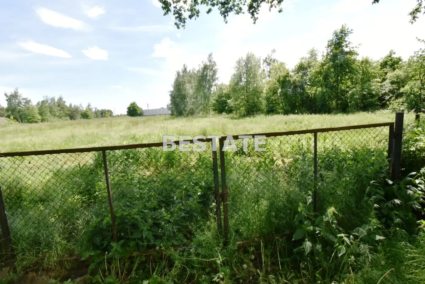 Pod zabudowę bliźniaczą lub szeregową.