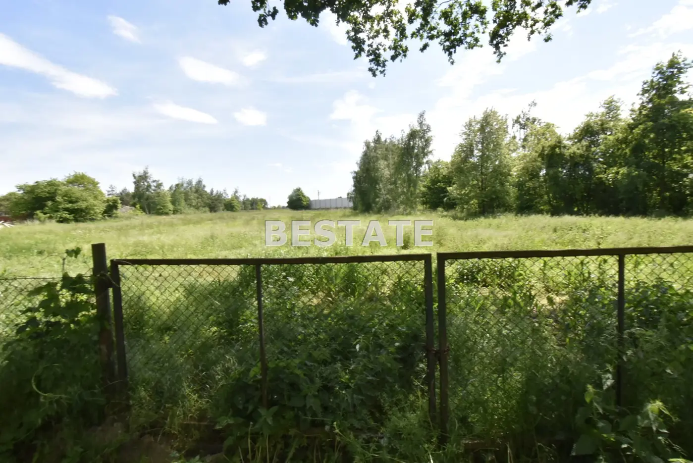 Pod zabudowę bliźniaczą lub szeregową.