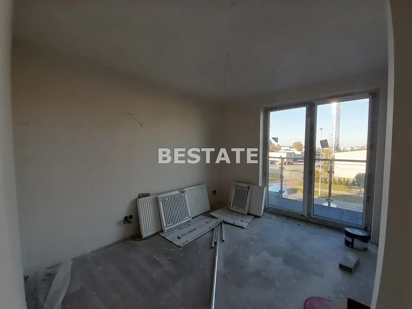 Mieszkanie z antresolą w super okolicy, Konstantyn