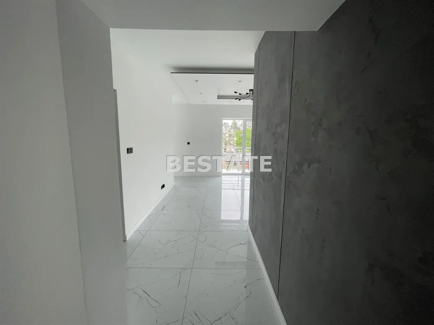 Przestronny apartament z dwoma balkonami, Bugaj