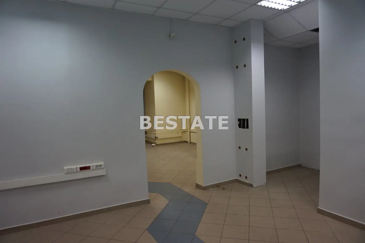 8 kawalerek w bloku mieszkalnym, Bugaj