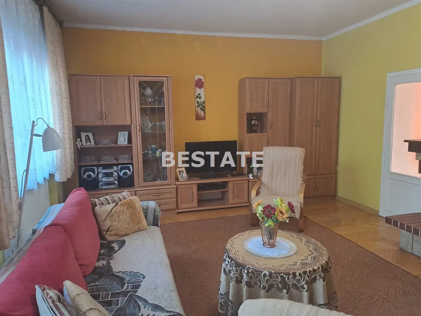 Bezczynszowe M-4 z ogrodem, miejscem postojowym