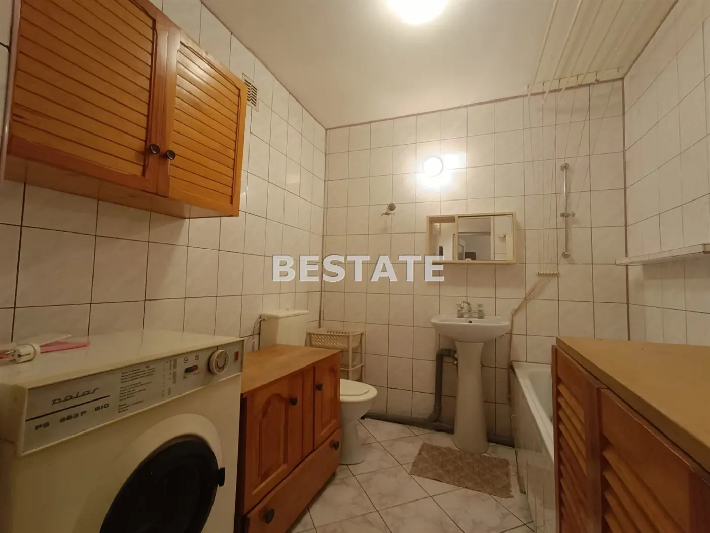 M3, duży zamknięty parking, centrum Pabianic