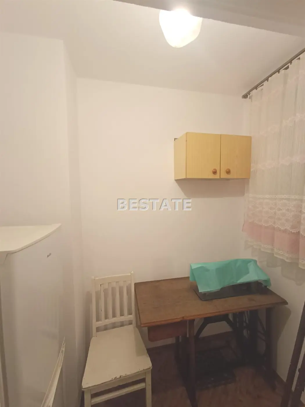 M3, duży zamknięty parking, centrum Pabianic